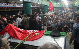 رونمایی از پازل سه بعدی چوبی جنت البقیع ( حرم ائمه بقیع (ع) قبل از تخریب ) با حضور رئیس وقت اداره فرهنگ و ارشاداسلامی استان اصفهان و نماینده مردم اصفهان در مجلس شورای اسلامی