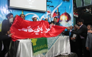 رونمایی از پازل سه بعدی چوبی جنت البقیع ( حرم ائمه بقیع (ع) قبل از تخریب ) با حضور رئیس وقت اداره فرهنگ و ارشاداسلامی استان اصفهان و نماینده مردم اصفهان در مجلس شورای اسلامی